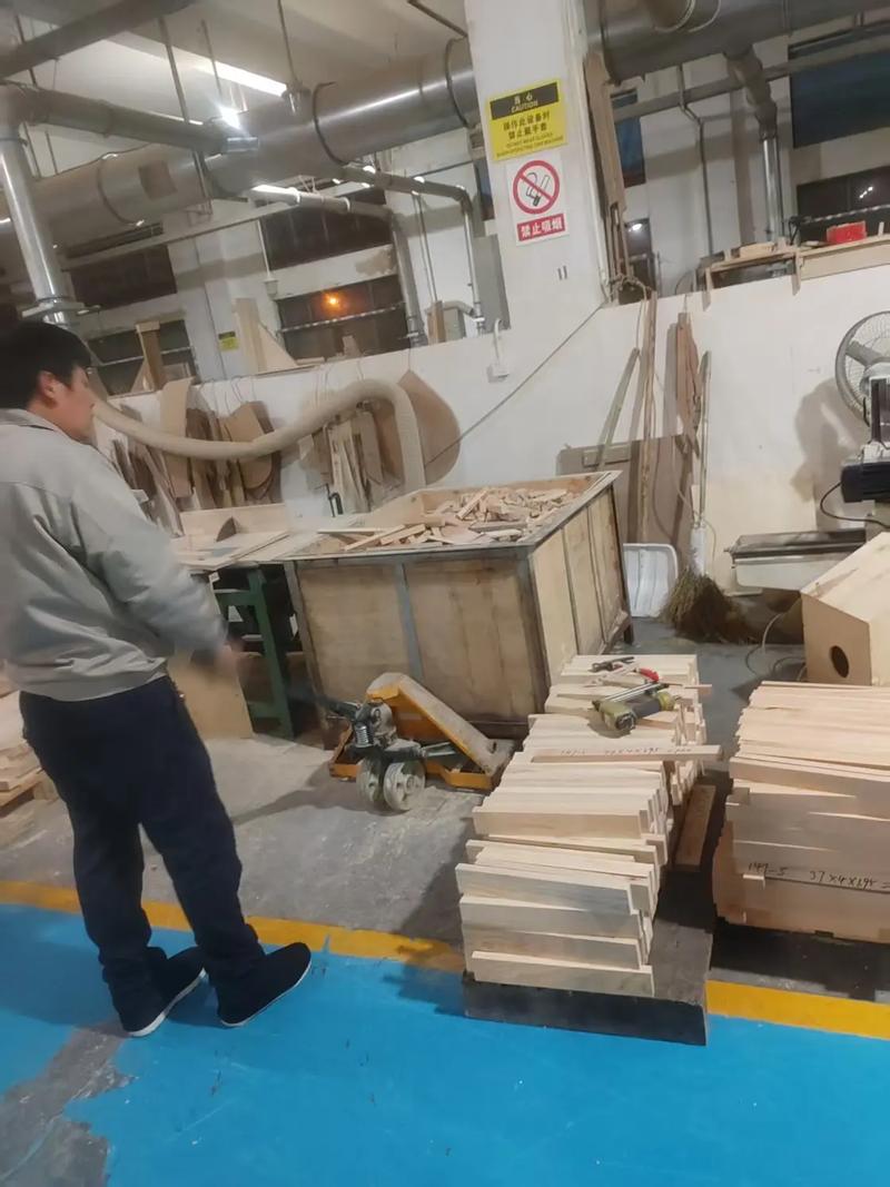 忙忙碌碌的一天 下班咯#家具工廠 #生產車間